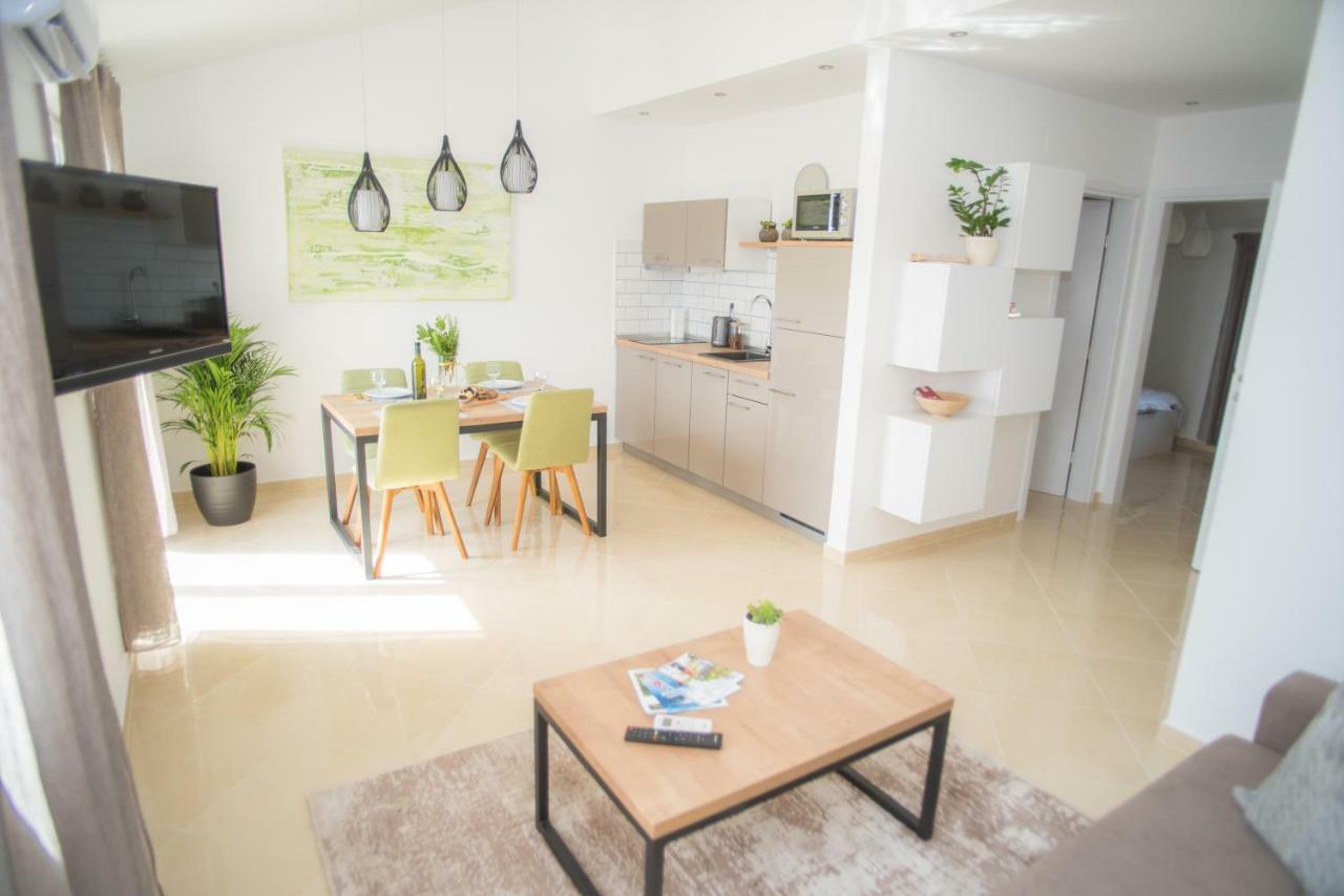 Apartments Via Sole Dramalj Ngoại thất bức ảnh